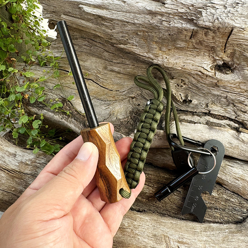 New Outdoor Flint Fire Starter - огляд і ціна Magnesium Fire Starter