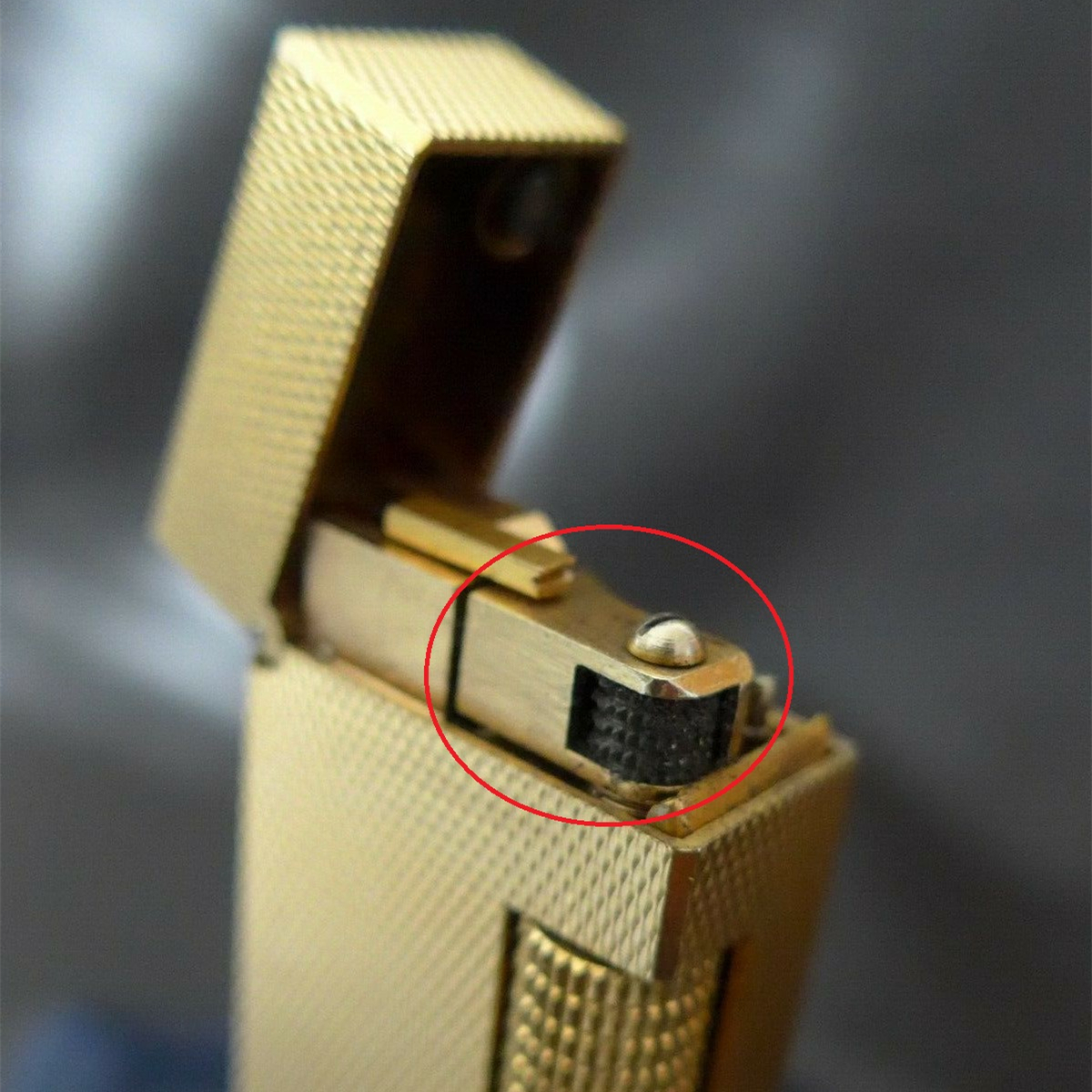 Silver/Gold Top Block Storage  - огляд і ціна Fire Starting Kit
