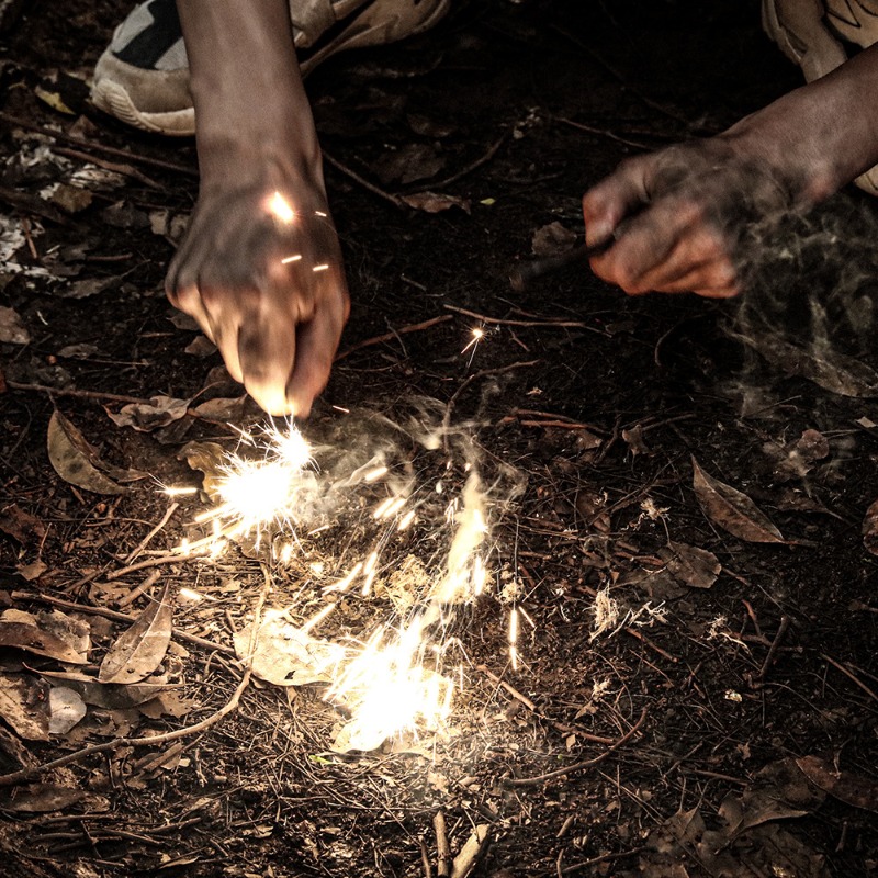 Camping Fire Starter Kit Magne - огляд і ціна Magnesium Fire Starter