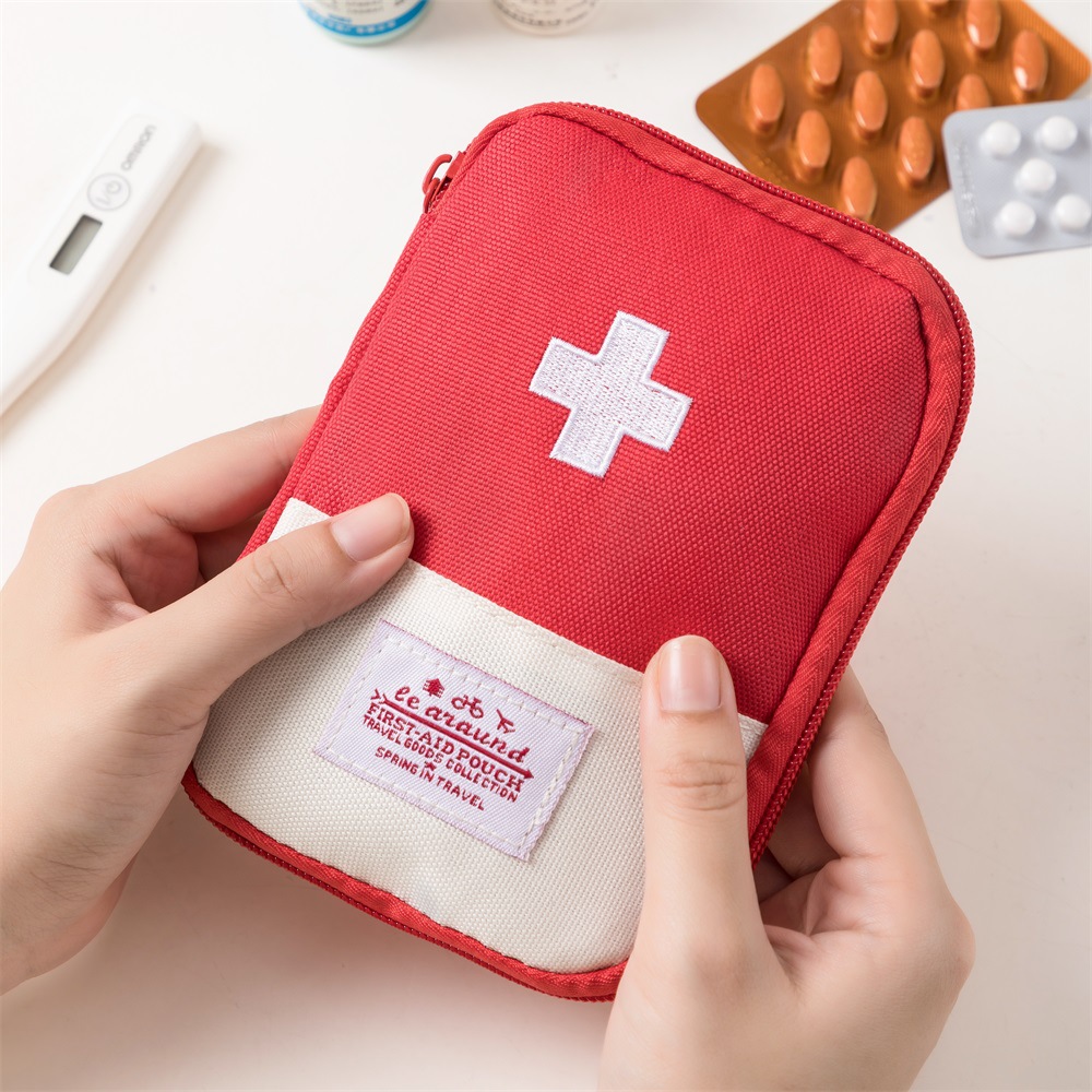 First Aid Kit Pouch Home Medic - огляд і ціна Bivy Bag Emergency